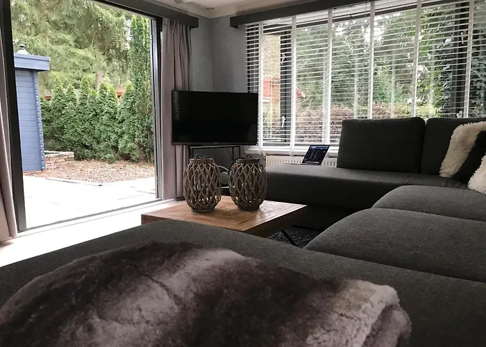 Alpstuga Casa Chalet S *