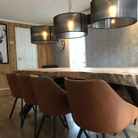 Casa Chalet S בקתה